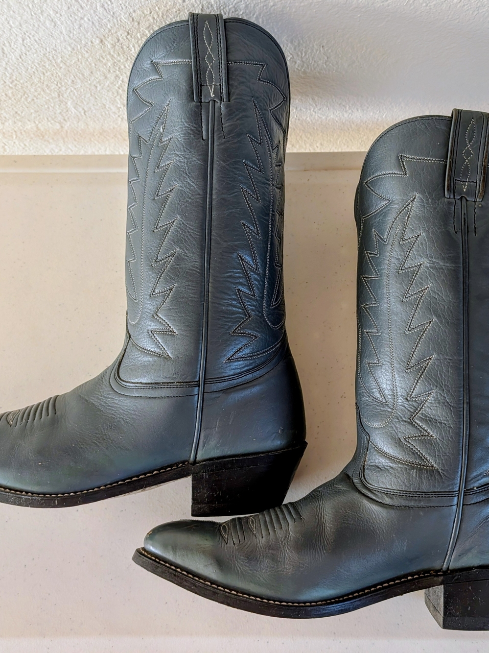 Source Unknown Grey Western Cowboy Boots